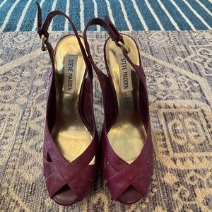 Steve Madden Magenta Slingback Heels with Peep-Toe Design Size 8